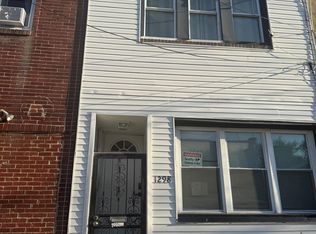 1298 Sheridan St, Camden, NJ 08104