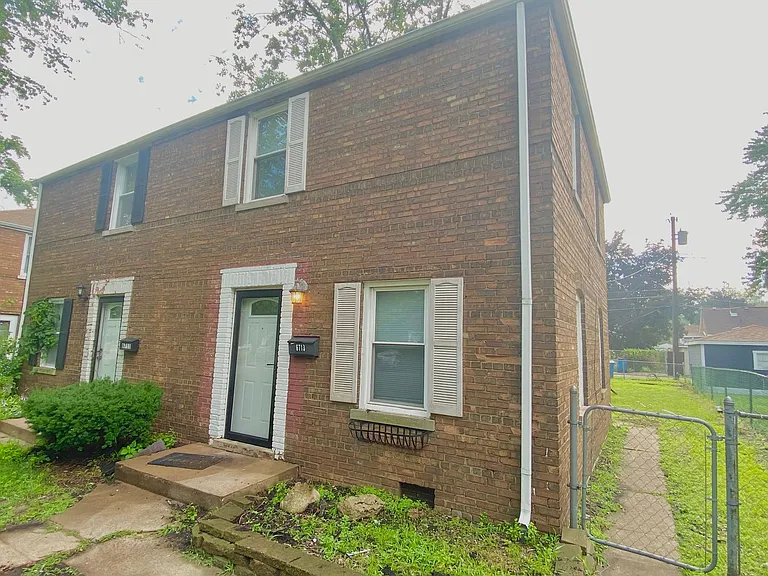 6713 Wicker Ave — Photo 1