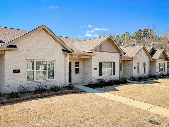 2nd image of 409 Ronnie Dr SE