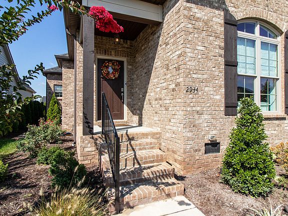 2nd image of 2934 Cason Ln