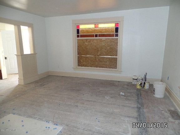 4th image of 47 Lathrop Ave