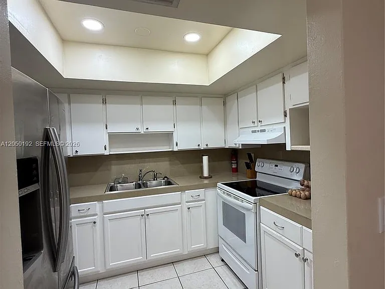 5431 NW 17th Ct — Photo 5