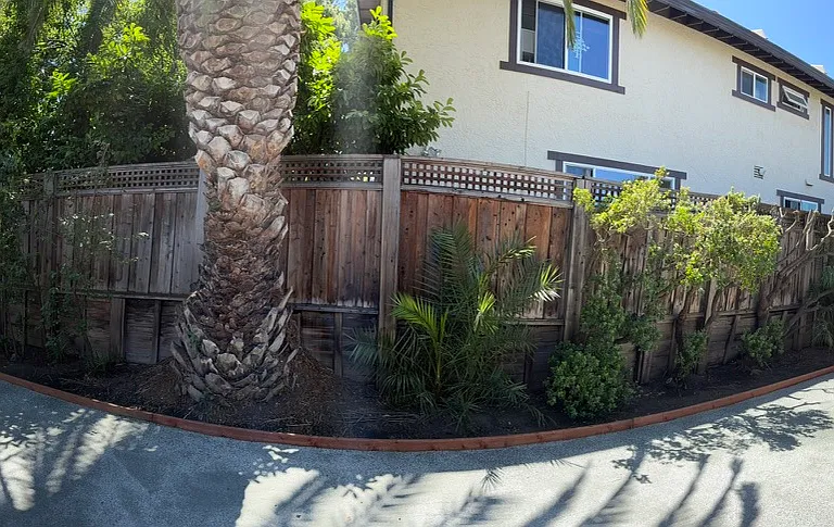 2047 Hull Ave — Photo 15