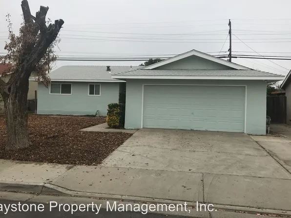 633 Skylark Ave, Los Banos, CA 93635