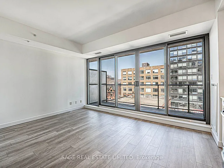 32 Camden St #607 — Photo 4