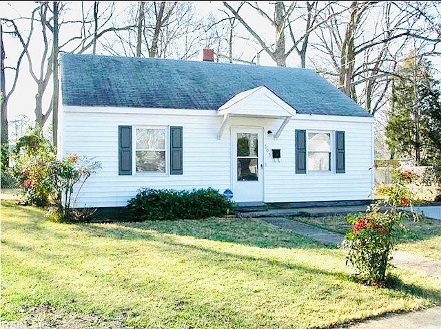 _ Welcome to your dream home at 505 Astor Circle, Norfolk, VA 23505! This stunner boasts a gorgeous exterior with a spacious front yard perfect for morning coffee vibes, a driveway for easy parking, and curb appeal that'll make jaws drop!