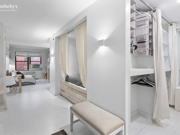 54 East 8th Street 2I image 1 of 4