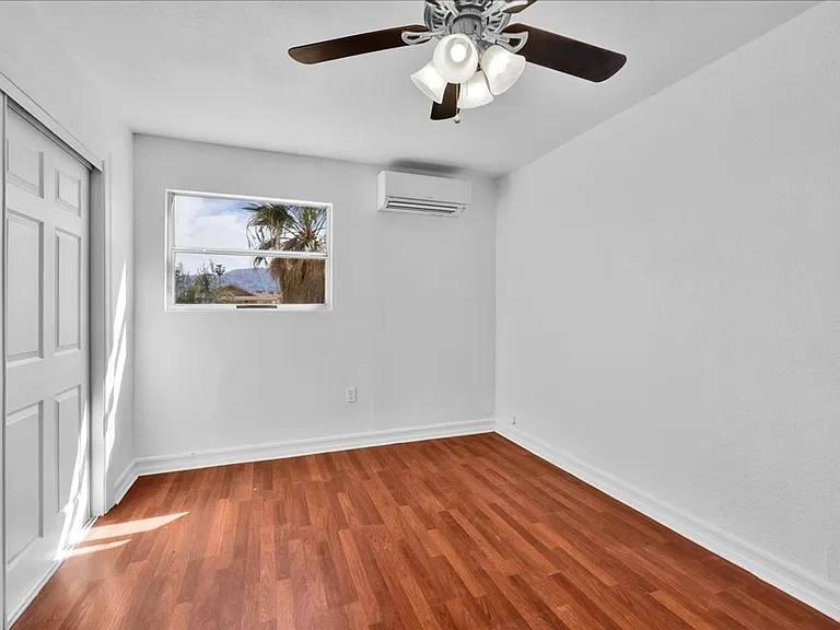 4611 Oasis Ave — Photo 22