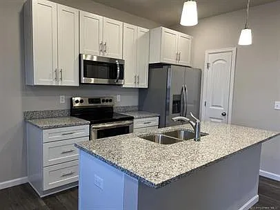1425 Richard Martin Drive - 201 — Photo 2