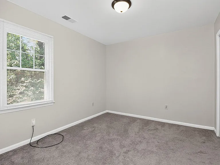 4307 Saxonbury Way — Photo 10