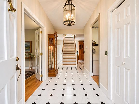 3rd image of 60 Lyman Drive