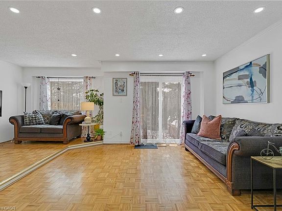 4th image of 1180 Mississauga Valley Blvd #4