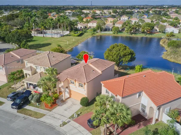 15343 NW 14th Rd, Pembroke Pines, FL 33028