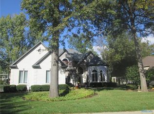 8768 Oak Valley Rd, Holland, OH 43528