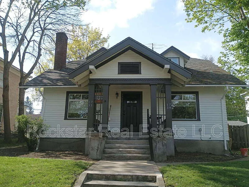 1739 W 10th Ave