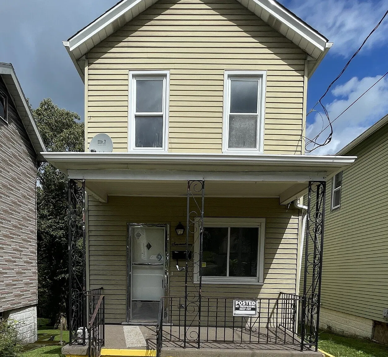 2 bed, 1.0 bath, $1,100 — Photo 1