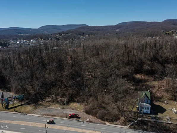 3324-3326 6th Ave, Altoona, PA 16602