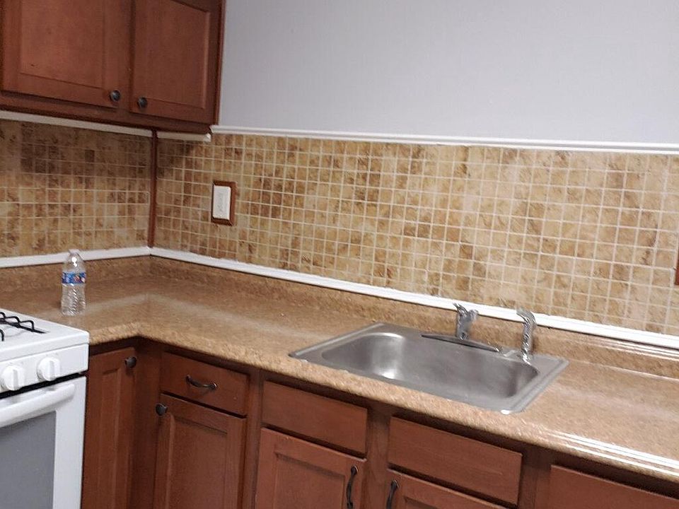 1st image of 1317 E Price St #1