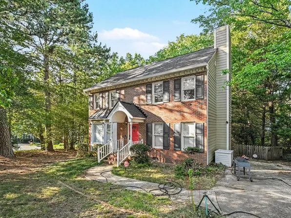 2 Hitching Rack Ct, Durham, NC 27713