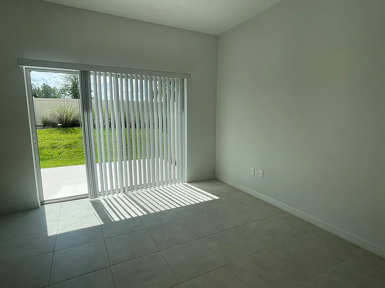 2306 Paravane Way — Photo 12