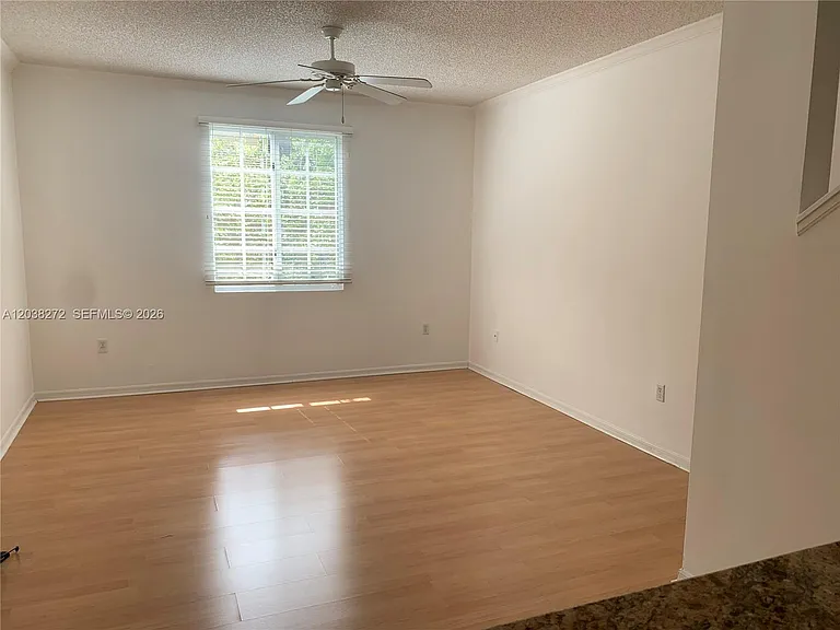2961 NE 185th St #1601 — Photo 4