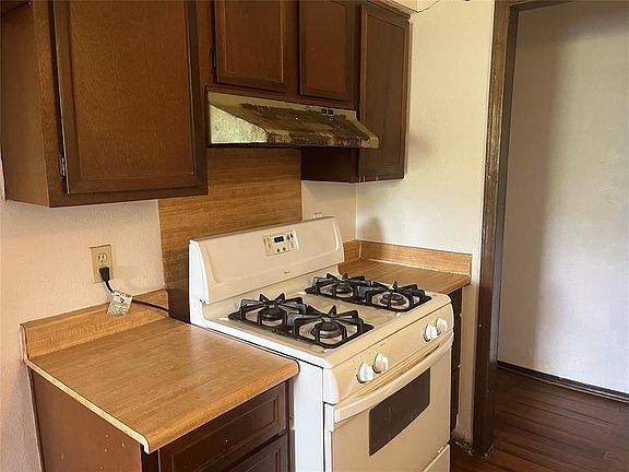 5th image of 513 N Roosevelt Ave