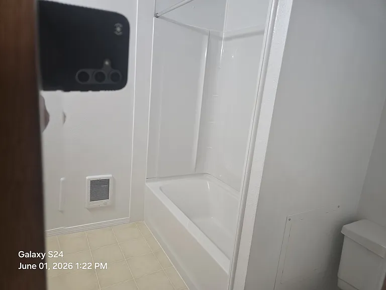 607 N 7th St #4 — Photo 15