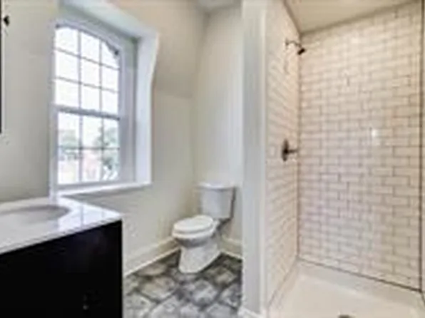 203 N Esplanade St #2, Leavenworth, KS 66048