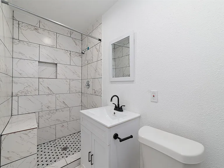 7125 Conley St — Photo 16