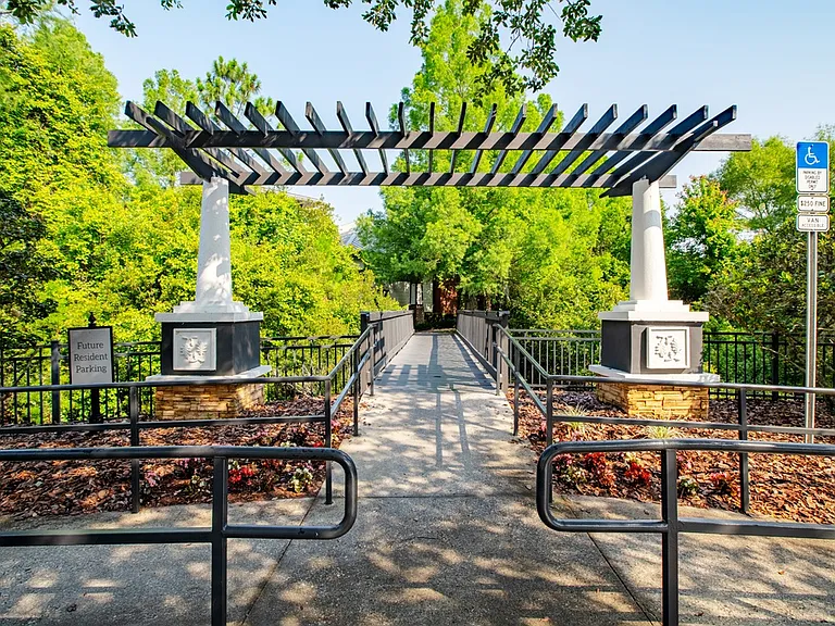The Hudson at Deerwood — Photo 4