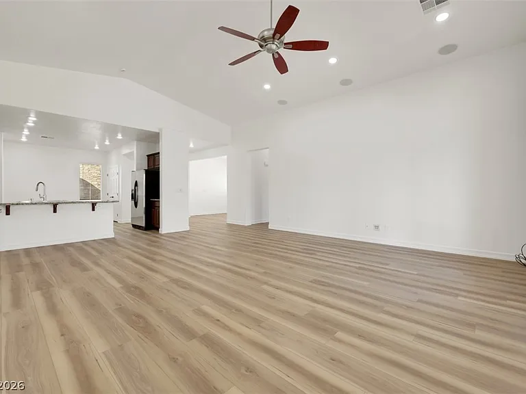 2519 Sparrow Way — Photo 17
