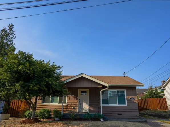 3522 SW Holden St, Seattle, WA 98126