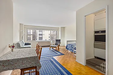 400 East 85th Street