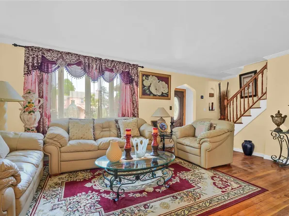 45 Emily Avenue, Elmont, NY 11003