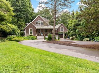 73 Rodman St, South Kingstown, RI 02879