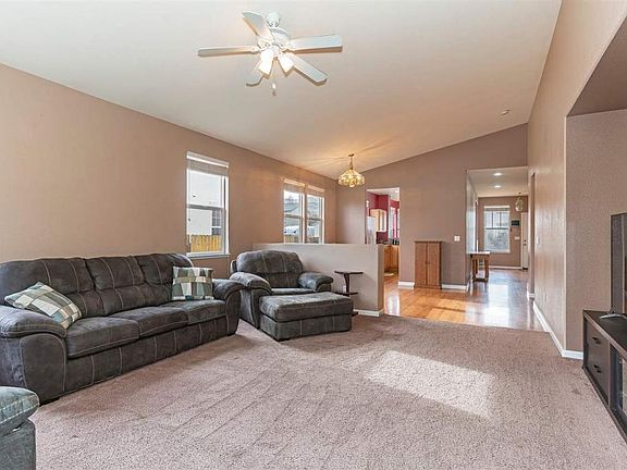 4th image of 5858 Cathedral Peak Dr