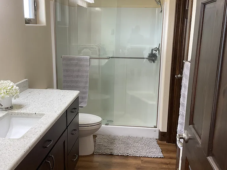 108 Yucca Ln — Photo 6