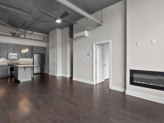 4th image of 1301 Market St #109