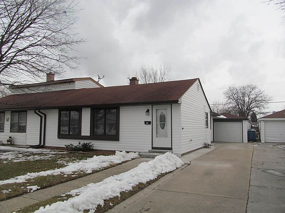 4th image of 8743 S Kilbourn Ave