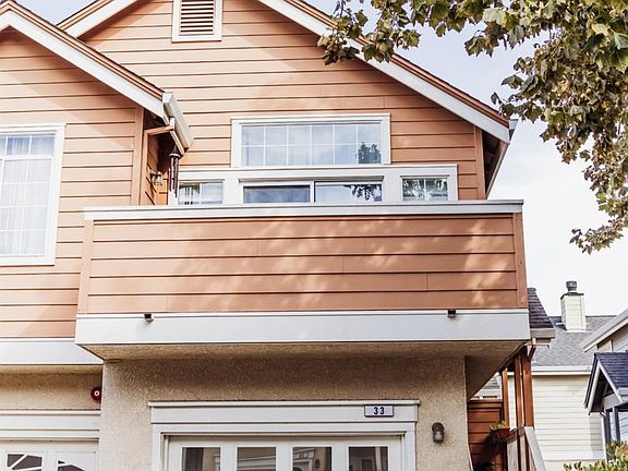 3rd image of 33 Manchester Lane #8