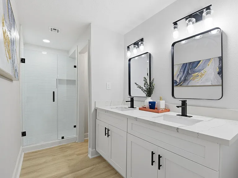 3411 Wentworth St — Photo 13