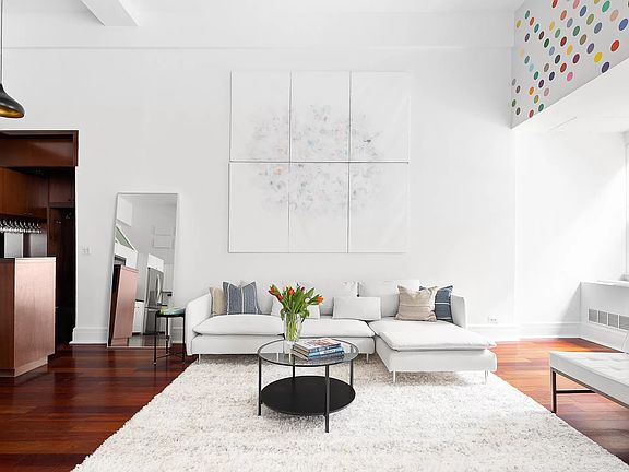 5th image of 60 Pineapple St APT 1D