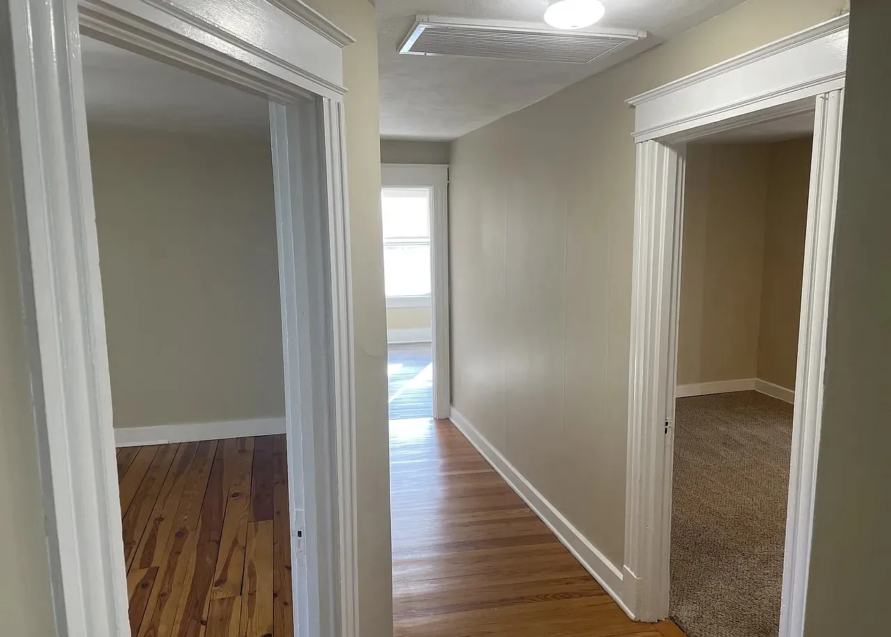 3 bed, 1362 sqft, $2,375 — Photo 4