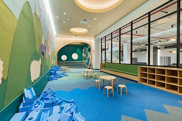 Rented by Bond New York | media 7