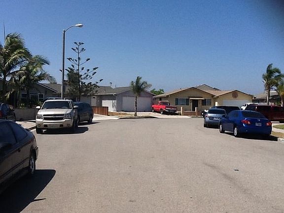 5th image of 2620 Beaufort Dr