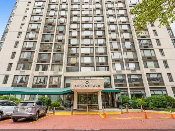 45 River Dr S APT 2805, Jersey City, NJ 07310