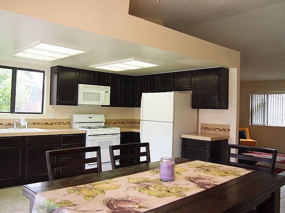 3rd image of 31445 San Ysidro Ave
