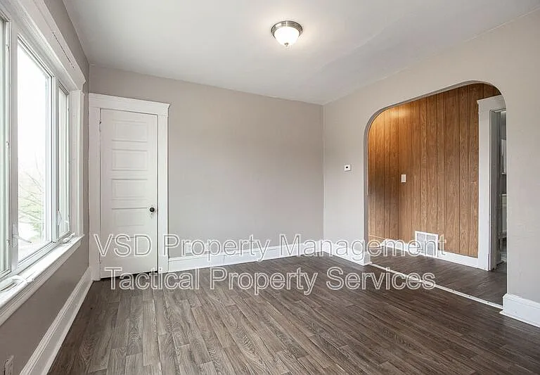 3408 E 140th St #2 — Photo 9