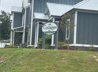 928 Remington Ave #107, Thomasville, GA 31792