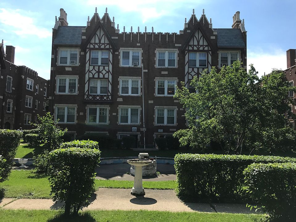 1st image of 4832 S Drexel Blvd APT 3E